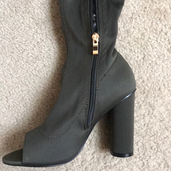 Over the knee khaki / olive green thigh boots - Picture 2 of 4